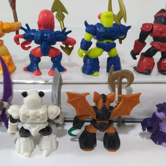 Vintage Lot Hasbro Battle Beasts - Picture 9 of 13